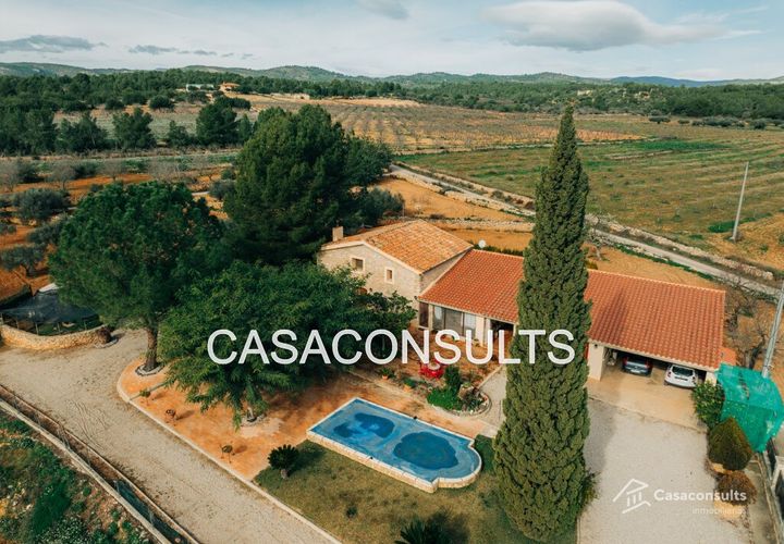 Landejendom i Les Useras, Castellon, Les Useras - € 365.000 | Ref: 918 - foto 1